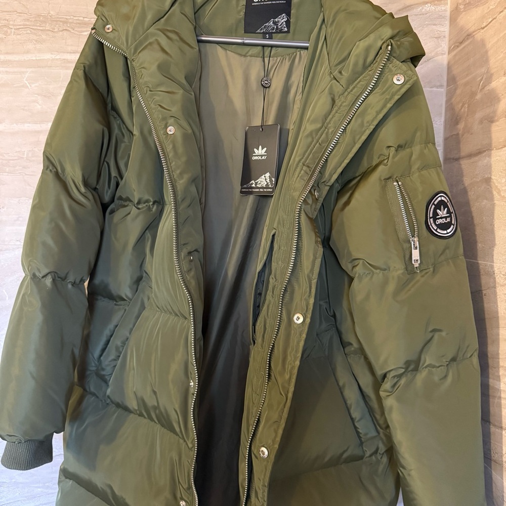 NEW. OLAY Olive Green Quilted Puffer Jacket with Hood